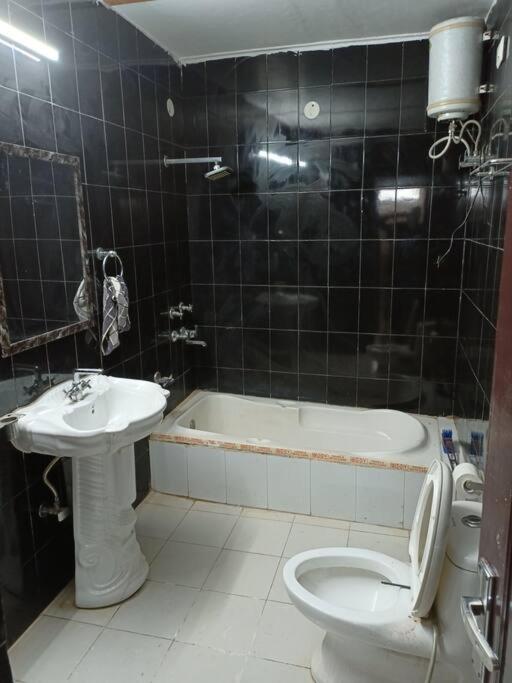 Achal Farm जंगल में मंगल Villa Gurgaon Buitenkant foto