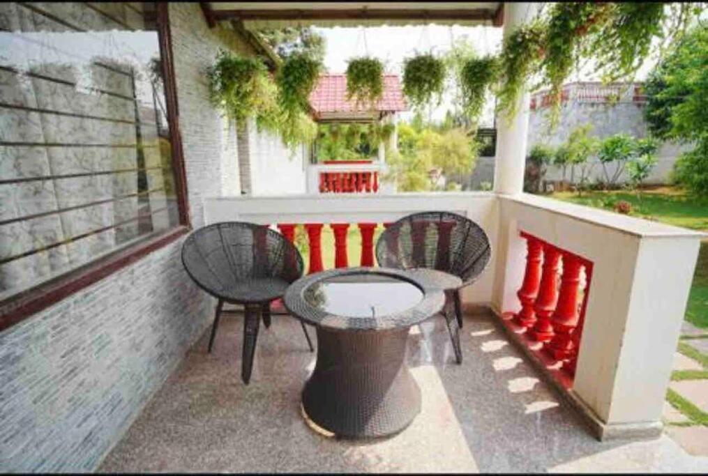 Achal Farm जंगल में मंगल Villa Gurgaon Buitenkant foto