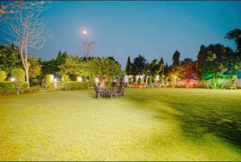 Achal Farm जंगल में मंगल Villa Gurgaon Buitenkant foto